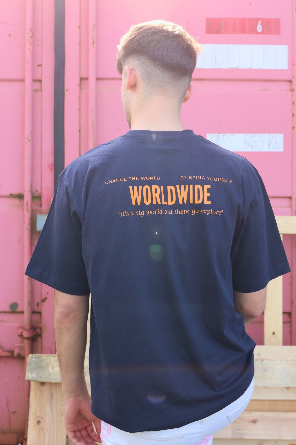 T-shirt Worldwide - navy blue - Calisweats.dk